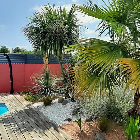 Studio Independant Chez L'Habitant Avec Piscine Et Cuisine Exterieures La Rochelle  Luaran gambar