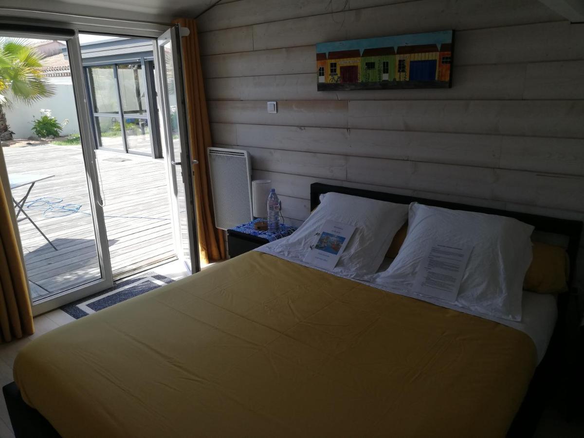 Studio Independant Chez L'Habitant Avec Piscine Et Cuisine Exterieures La Rochelle  Luaran gambar