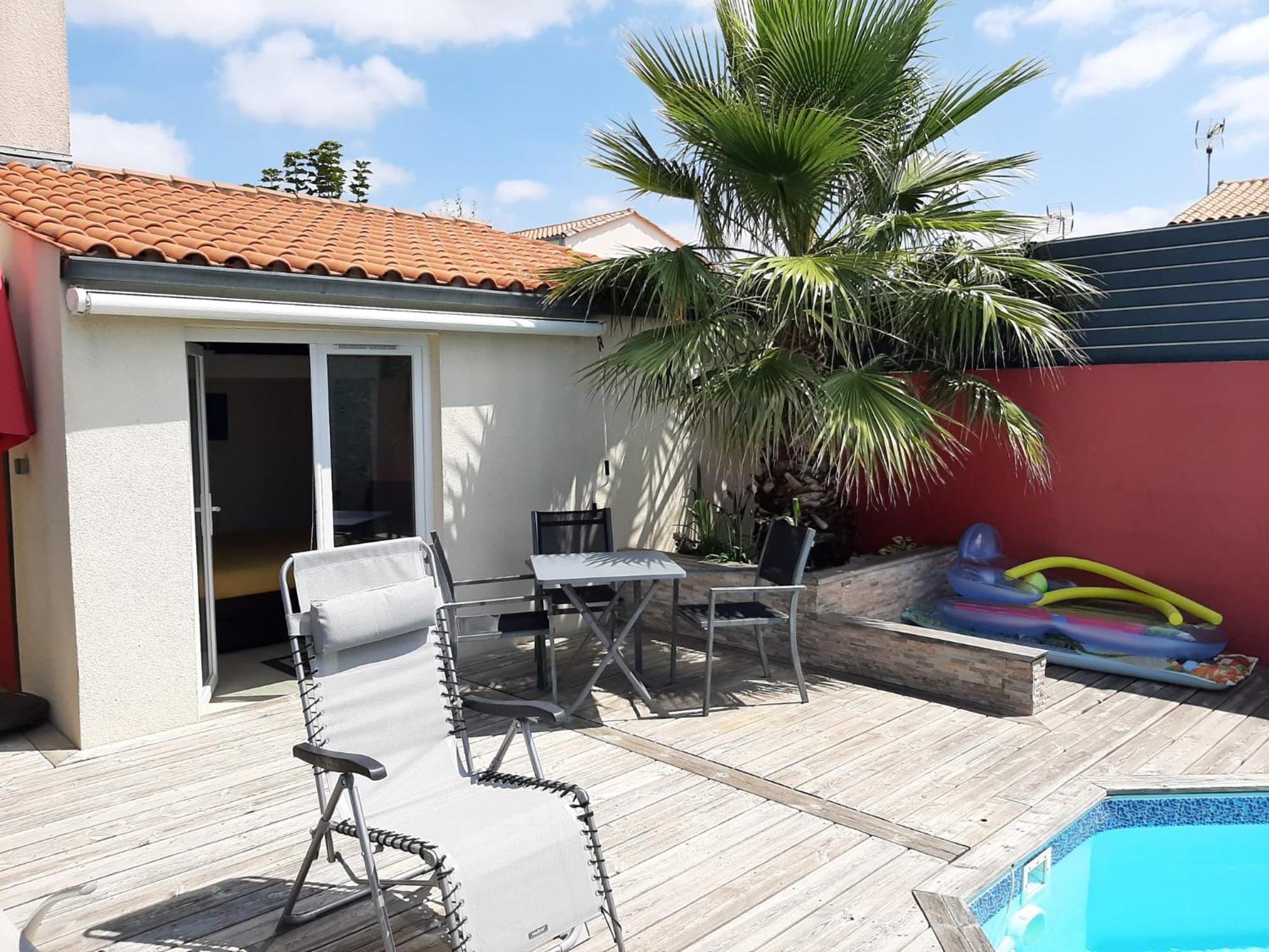 Studio Independant Chez L'Habitant Avec Piscine Et Cuisine Exterieures La Rochelle  Luaran gambar