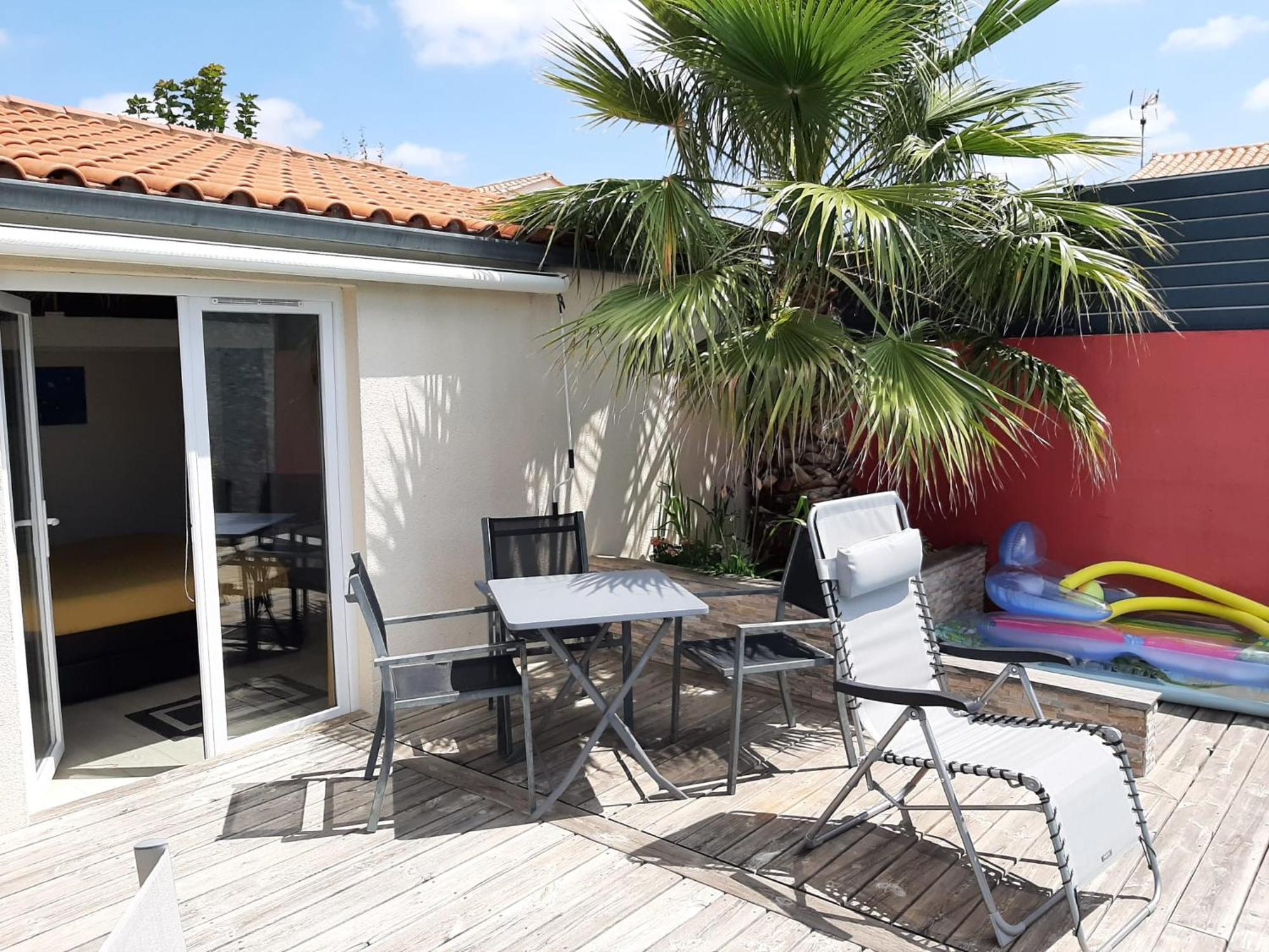 Studio Independant Chez L'Habitant Avec Piscine Et Cuisine Exterieures La Rochelle  Luaran gambar
